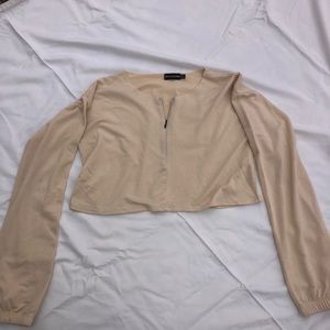 Pretty Little Thing crop sweatshirt/top